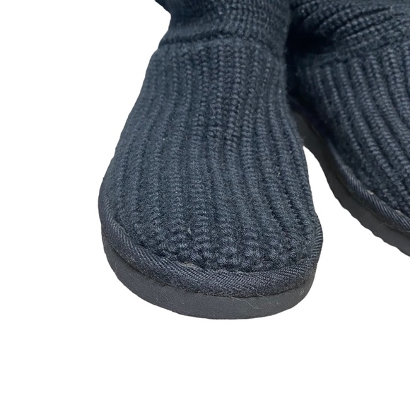 UGG Classic Cardy Boots Black ribbed - Picture 8 of 13